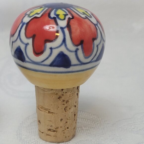 Ceramic Wine Bottle Cork Bottle Stopper Hand Painted Set of 2 - Picture 4 of 6